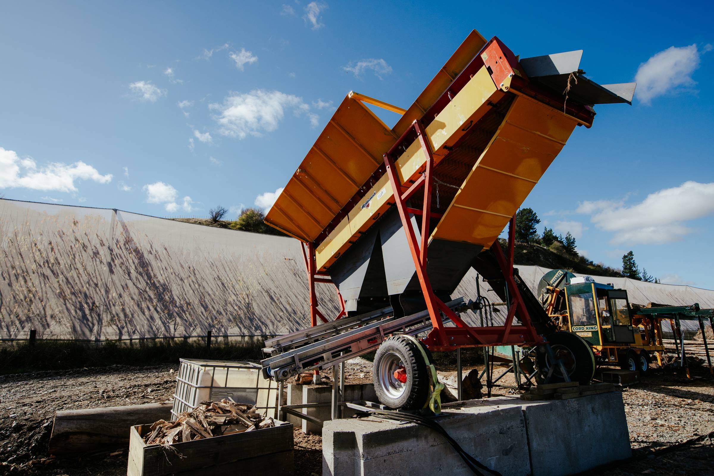 Cutting Edge Firewood Project CSR Engineering Ltd   CSR WEB 1977 